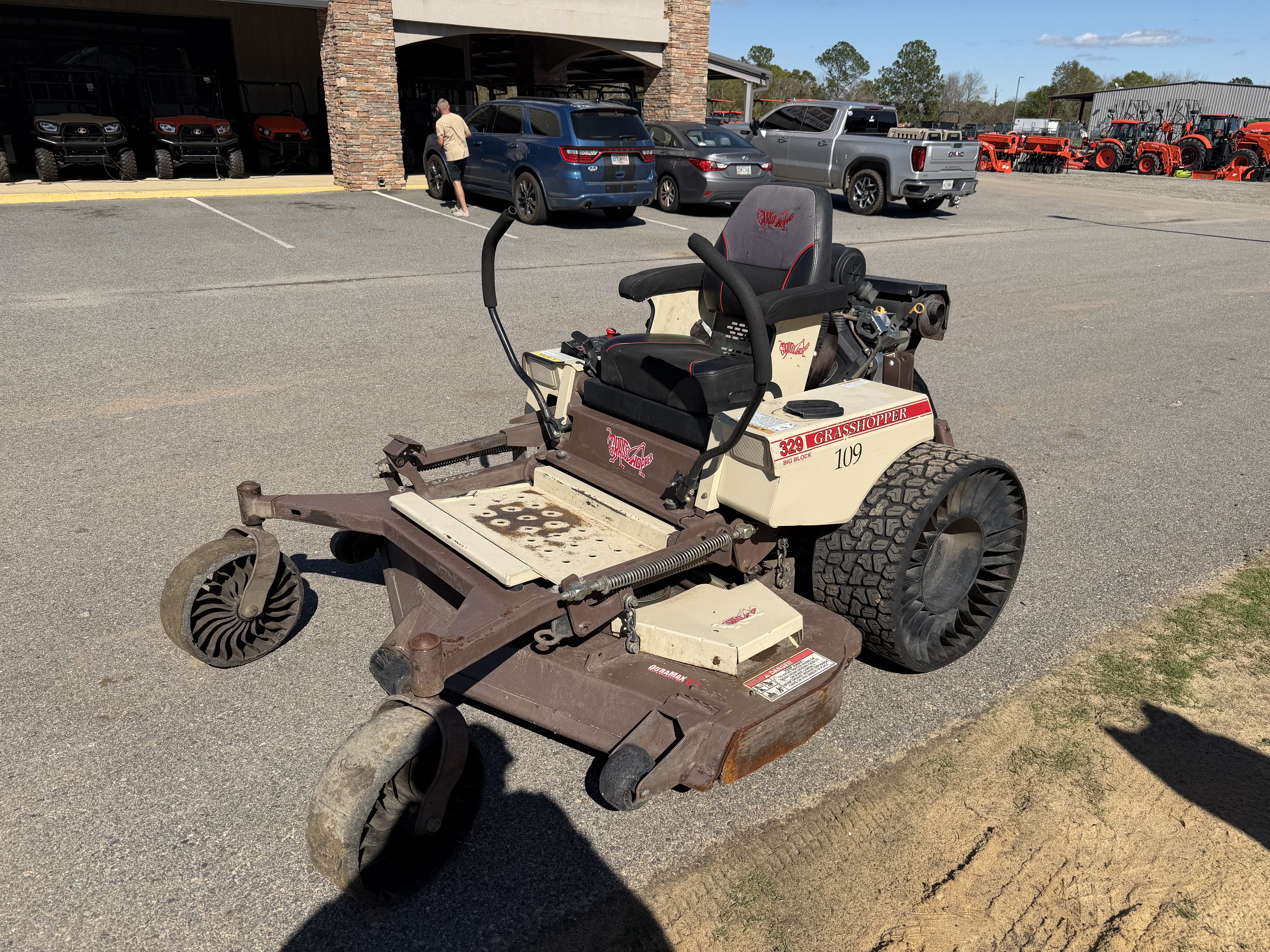 U - Kubota ZG124E - (STK#0101T005980) - Perrin Farm Equipment